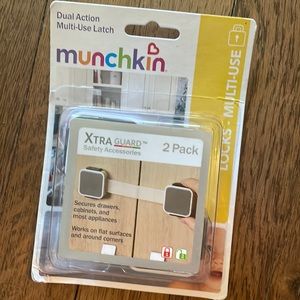 🍾 4 for $20 🍾 Munchkin Brand New Dual Action Multi-Use Latch